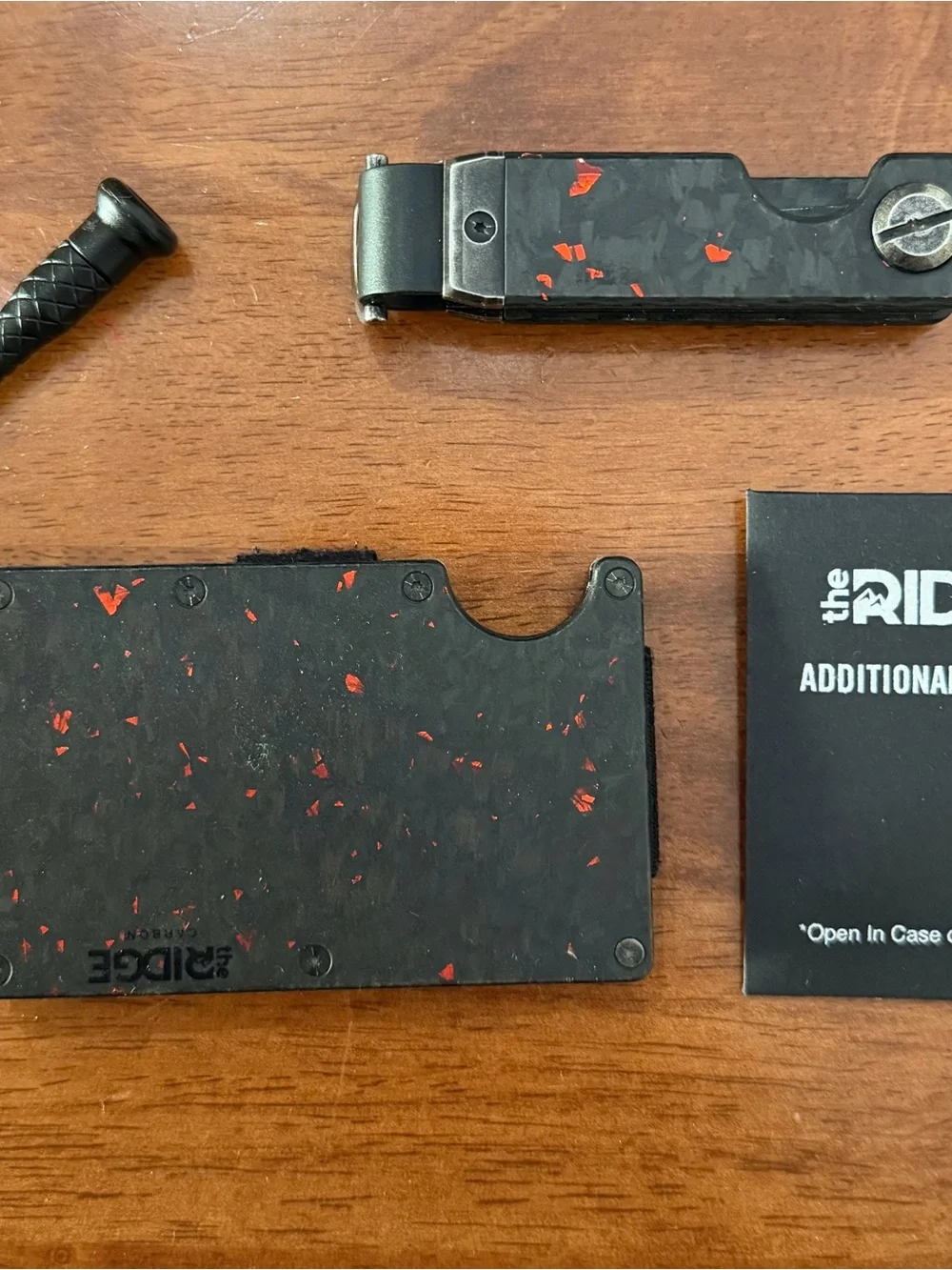 The Ridge Carbon Black with Red Speckle Slim Wallet and Key Organizer